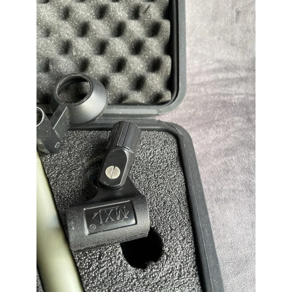 MXL 990 Condenser Studio Microphone Tested Good Condition w/ Case & Mount